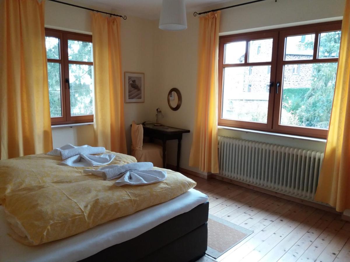 Ferienwohnung Zur Burg Eltz 维尔舍姆 外观 照片