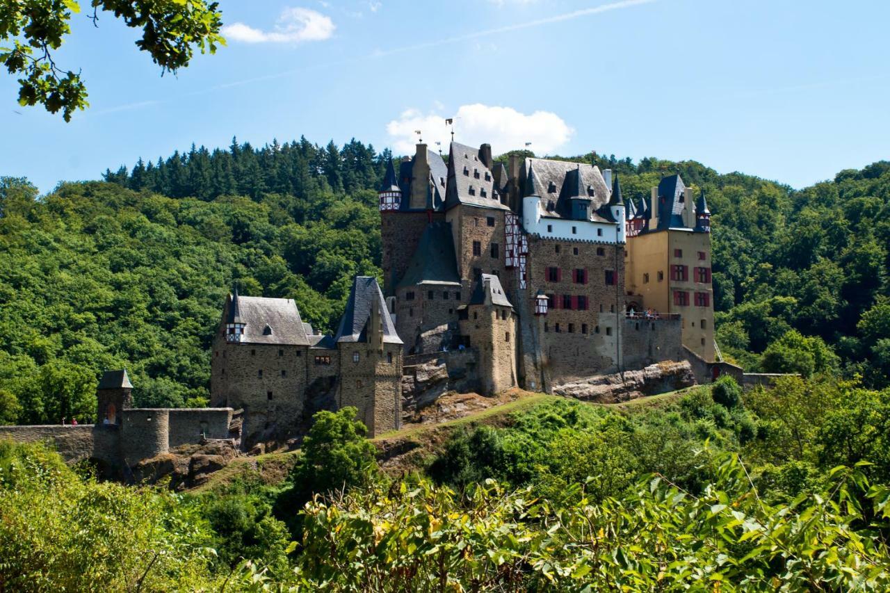 Ferienwohnung Zur Burg Eltz 维尔舍姆 外观 照片